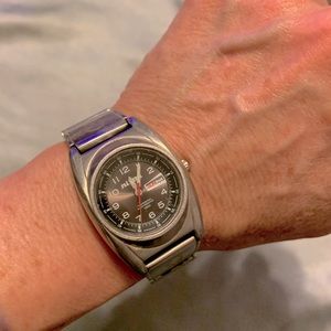 Nixon Small Don watch